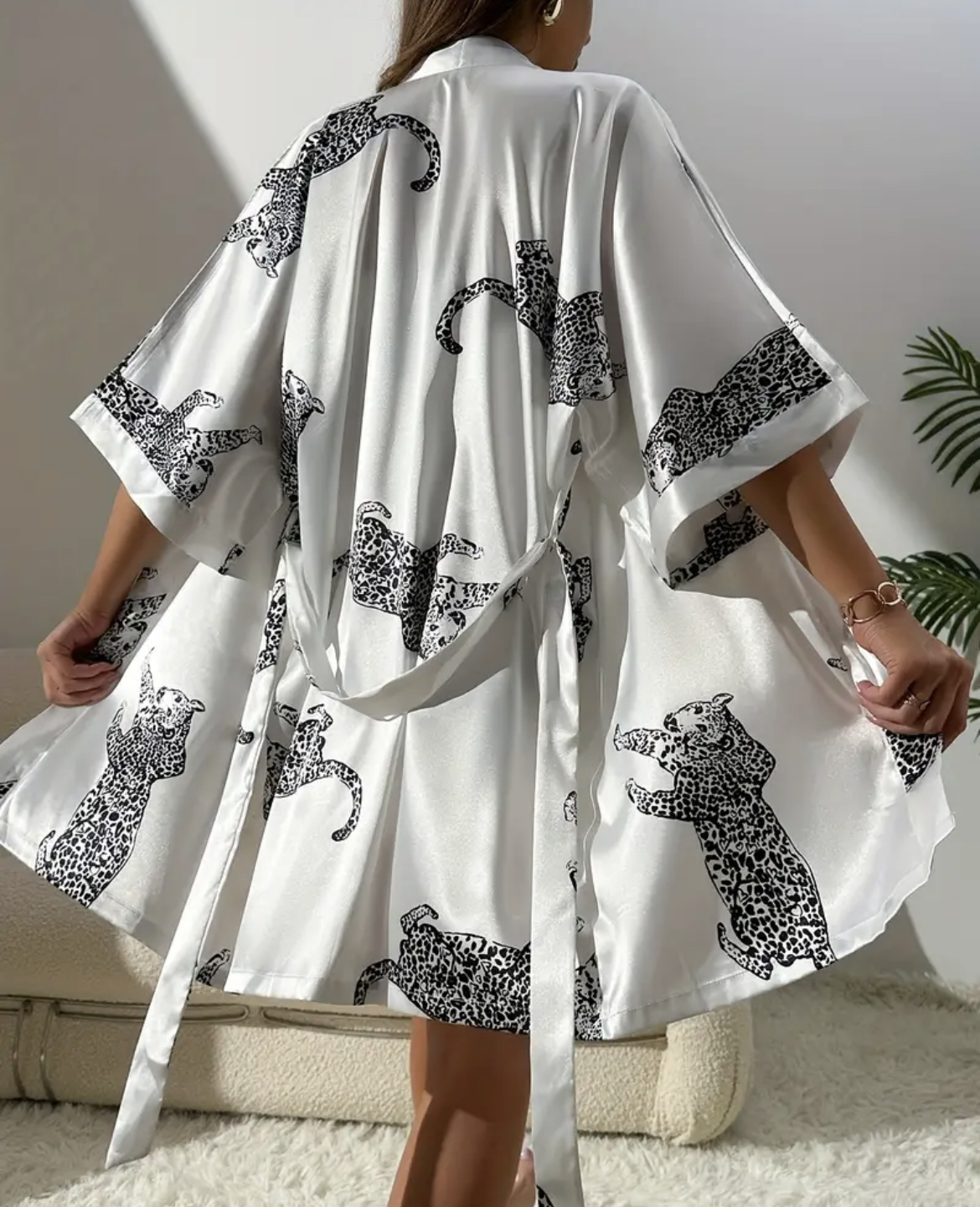 Imitation silk sleepwear sexy  – обзор и цена Robe Silk Women